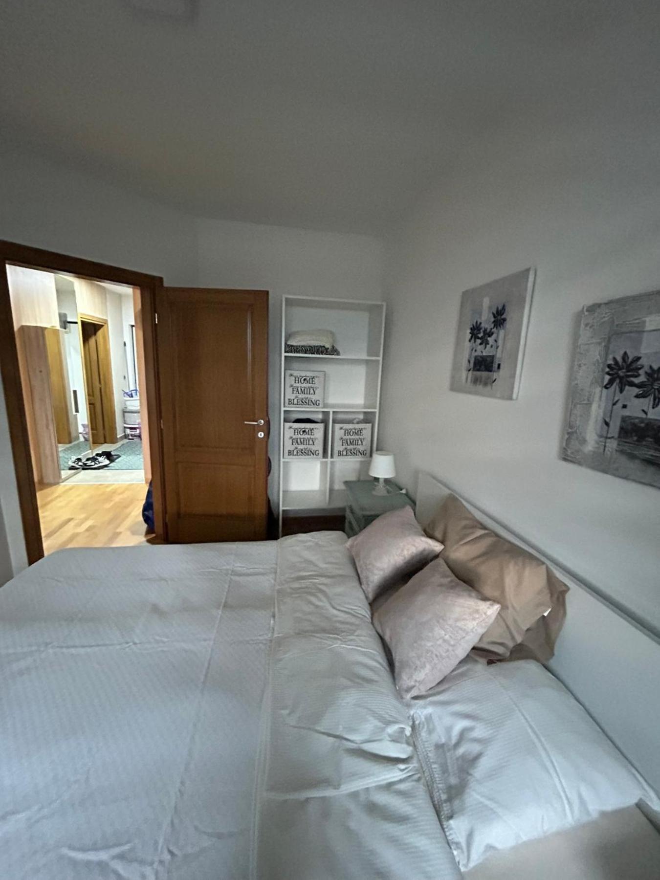 Bulevar Deluxe 1 Parking Free Apartment