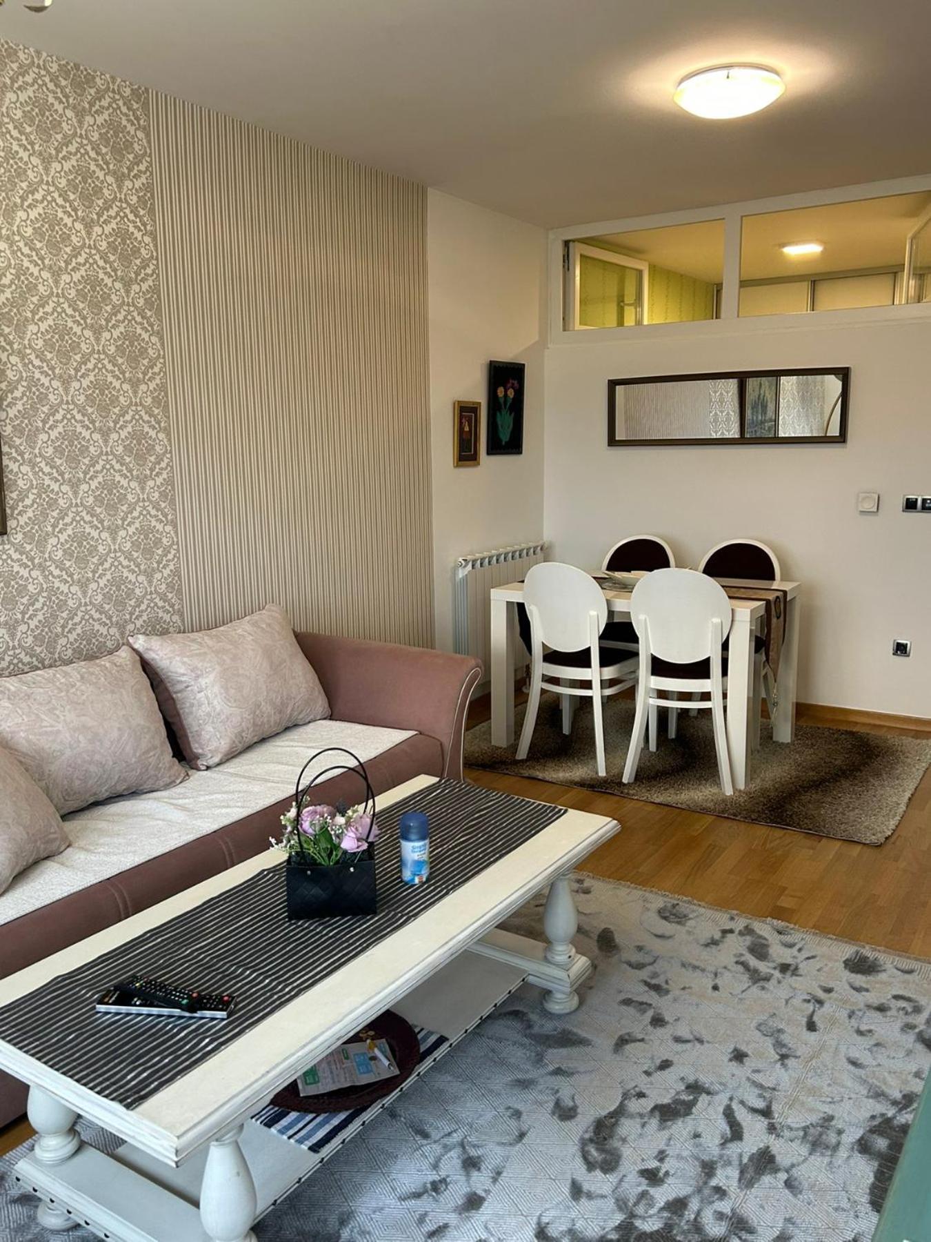 Bulevar Deluxe 1 Parking Free Apartment Sarajevo